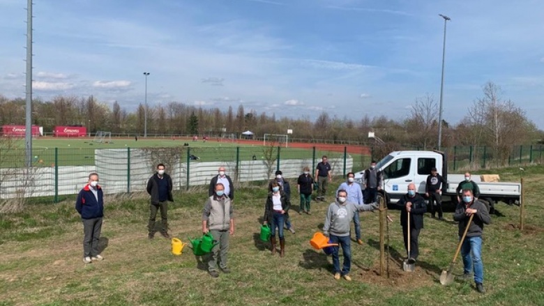 CDU pflanzt eine Streuobstwiese mit alten Apfelsorten